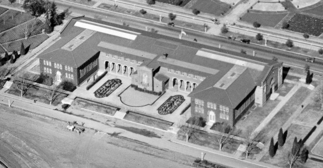 133 - 169 - 00010106 jpg crop 3