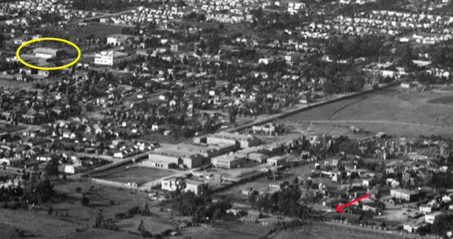 This view shows the enclosed Keaton Studio stage (oval) relative to the plunge